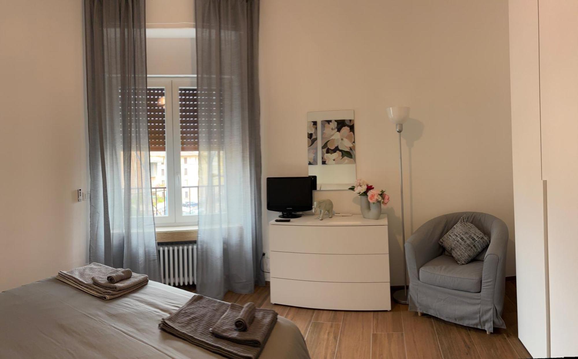 Modern Renovated Near Center & Transit Appartement